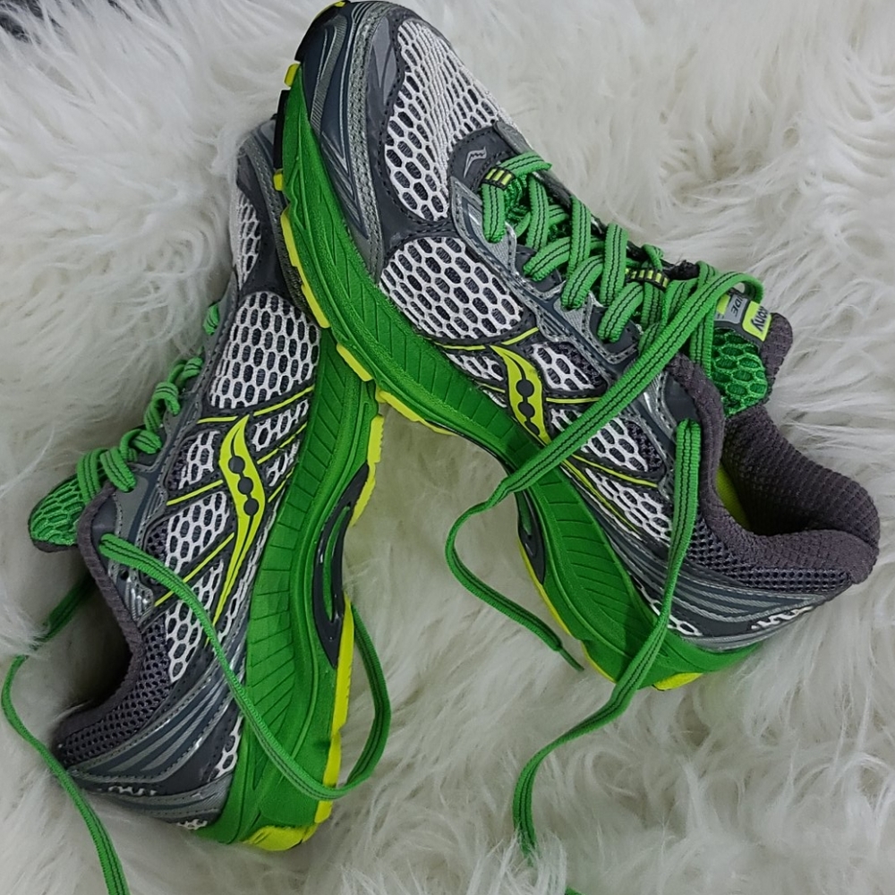 Saucony shoes